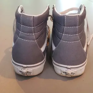 Light Gray Vans Sk8-Hi Skate Shoe -Vans Classic Sneakers (Unisex) thumbnail 4