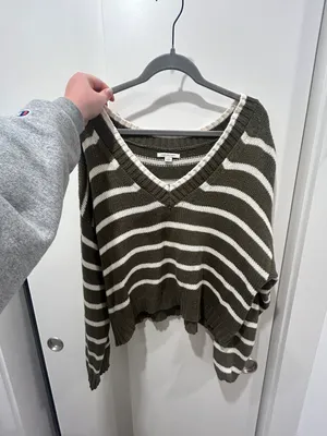 Outfitters Sweater thumbnail 1