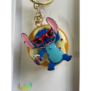 Disney Stitch Donut Floatie Spinner Keychain Charm Clip Gold Tone Sunglasses NEW thumbnail 2