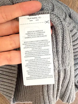 Ralph Lauren Light Gray Cable-Knit Crewneck Sweater Size S thumbnail 4