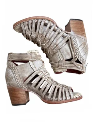 Like New FreeBird by Steven Leather Wazee Heeled Sandals Size thumbnail 2