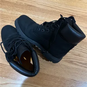 Timberland Black Women's Lace Up Boots thumbnail 10