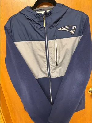 Men’s Nike Patriots Zip-Up Hoodie thumbnail 7