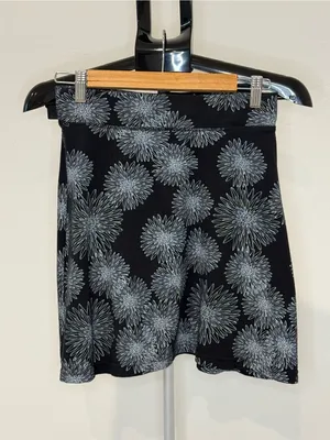 Alpine Design Black & White Floral Skirt XS thumbnail 4