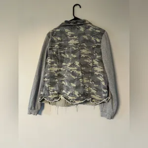 Buckle Gilded Intent Washed Camo Canvas Hooded Jacket thumbnail 5
