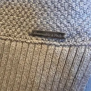 Abercrombie & Fitch Knit Sweater thumbnail 3