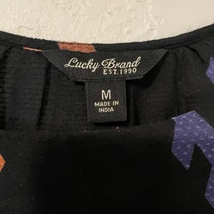 Lucky Brand Amelia Geometric Print Peasant Top SZ Medium‎ Black Blue Boho​ Aztec thumbnail 7