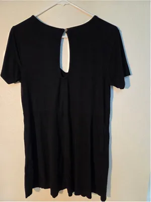 Women’s Keyhole Cutout Tunic Mini Dress Fitted Stretch Knit Black Medium W-246 thumbnail 2