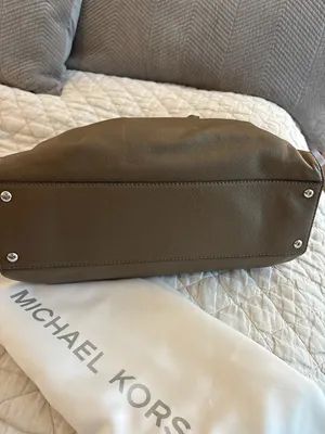 Michael Kors Purse thumbnail 4