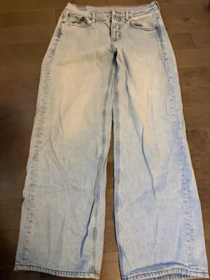 American Eagle Jeans thumbnail 1