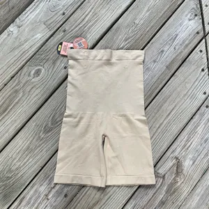 Shapermint Essentials Women's Tan High Waisted Shaper Shorts Size M/L. NEW! thumbnail 2