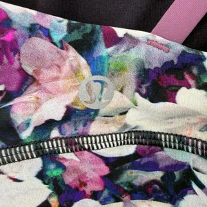 Lululemon Energy Bra Floral Print Strappy Back‎ Purple Multi Size 4 W7ANYS thumbnail 3