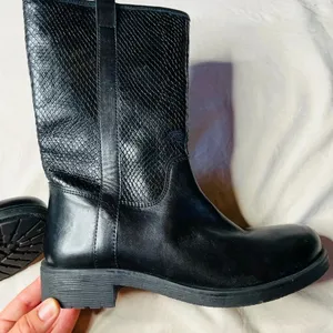 Geox Women's Rawelle Biker Boots Black Snakeskin Embossed Leather Size 36 US 6 thumbnail 3