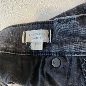 Madewell Black Skinny Jeans Distressed Raw Hem Stretch Denim thumbnail 11
