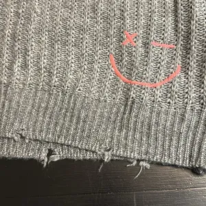 Vintage Havana‎ happy face Gray V-Neck Sweater with Pink Details thumbnail 3