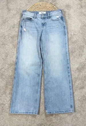 Hollister Women’s Low Rise Baggy Jeans in Medium Wash W25 thumbnail 1