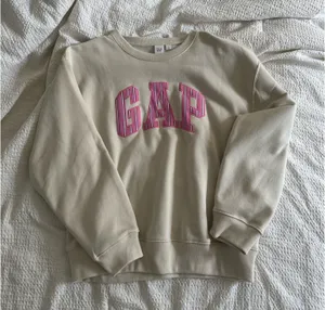 Gap Crewneck thumbnail 1