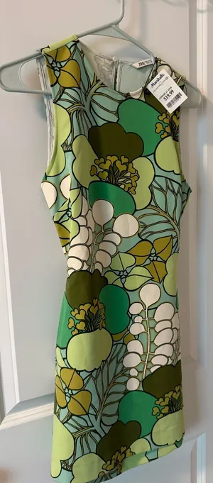 Zara Retro Floral Green Mini Dress thumbnail 1
