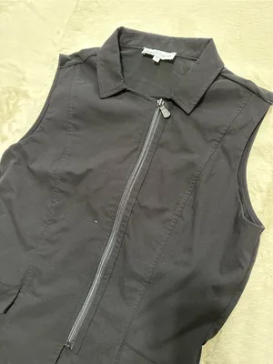 Anatomie Women’s Size S Black Sleeveless Zip Up Front Shirt Vest thumbnail 3