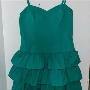 2B Bebe Ruffled Dress thumbnail 2