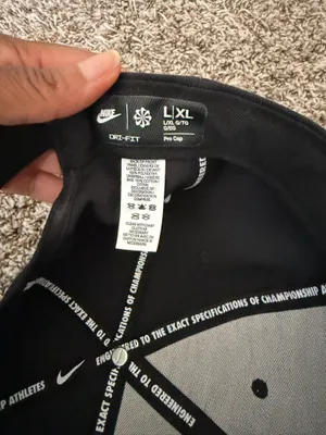 Nike Sz L/XL Cap thumbnail 3