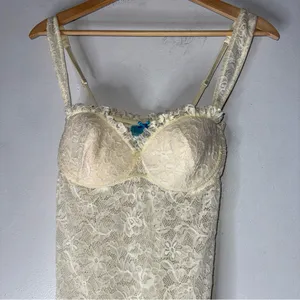 Victoria’s Secret Sexy‎ Little Thing Cream Lace Lingerie 36C Y2K thumbnail 3
