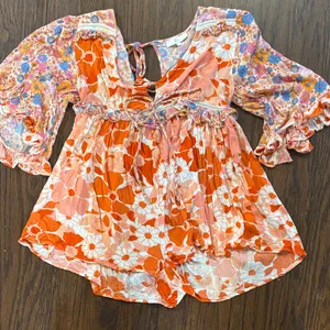 Floral Orange Women's romper Size L thumbnail 1