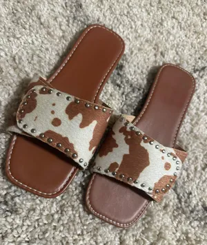 cowhide sandals Size 7.5 thumbnail 3