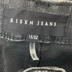 Risen Women's High Rise Distressed Raw Hem Flare Jeans 32/15 NWT thumbnail 8