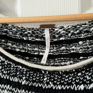 Free People Linen Knit Pullover‎ Sweater Size Large Lightweight Boho Miles Away thumbnail 4