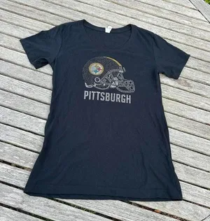 NFL‎ black rhinestone tee size medium thumbnail 1