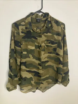 Wet Seal Camo Button-Down Shirt in Olive Green and Dark Green thumbnail 1