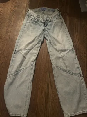 Aeropostale Demetra Dias Low Rise Star Jeans thumbnail 2