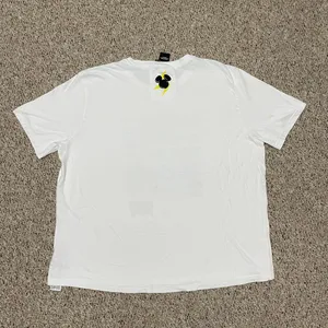 Disney Store Mickey Mouse Artist Series White T-Shirt Unisex - Sz XL thumbnail 2