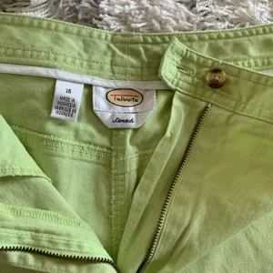 Vintage Slime Green High Waisted Denim Mom Shorts Stretchy Jean Shorts thumbnail 3