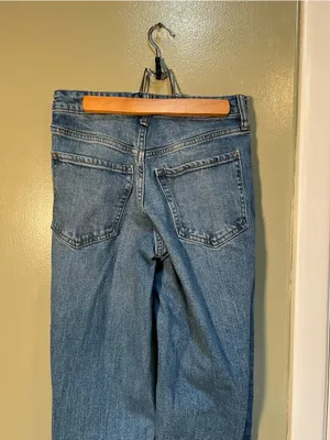 Old‎ Navy Women's Size 0 O.G. Loose Straight Jeans Light Wash Distressed Stretch thumbnail 8