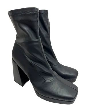 Wild Pair‎ Chunky Heel Platform Booties Black Size 9.5 Sock Like Fit Block Heel thumbnail 1