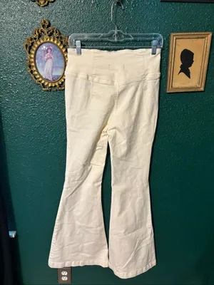 Free People High Rise Venice Beach Crossover Flare Pull On Jeans Size 27 thumbnail 3