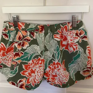 Patagonia Barely Baggies 2.5” Floral Small thumbnail 4