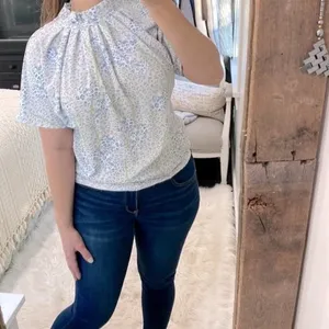 CAROLINE HILL small top thumbnail 3