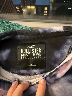 Hollister Crewneck Sweatshirt thumbnail 2