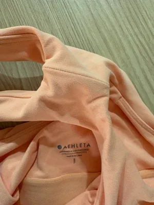 Athleta Conscious Crop Tank Top Small Peach Sleeveless Fitted Removable Pads thumbnail 3