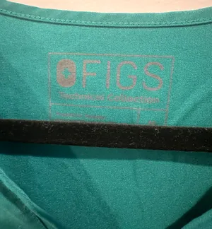 FIGS Casma Three Pocket Scrub Top thumbnail 8