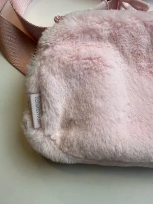 Lululemon‎ Everywhere Belt Bag 1L Plush Fleece Pink Mist Faux Fur Crossbody OS thumbnail 3