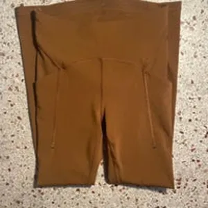 Lululemon Power Thru High-Rise Tight 25" thumbnail 10