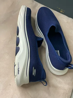 Woman's Sneakers & Athletic Shoes SKECHERS Performance Go Walk Arch Fit thumbnail 4