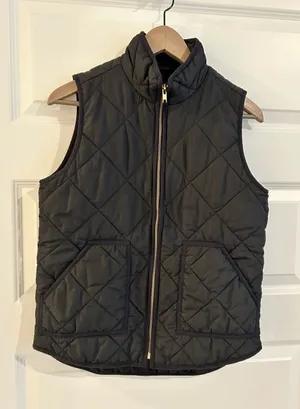 J Crew Black Quilted Vest Size S thumbnail 1