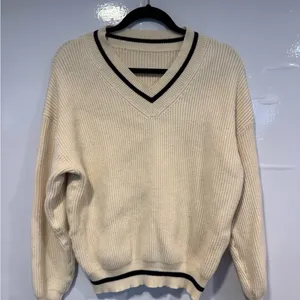 Classic‎ Cream Schoolgirl V-Neck Sweater thumbnail 1