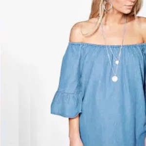 Forever 21+ Off-Shoulder Chambray Dress | Light Wash Denim Look | Size 1X | NWT thumbnail 7