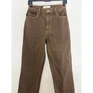 Abercrombie & Fitch Ultra High Rise 90s Straight Leg Jean Size 25 Washed Brown thumbnail 10